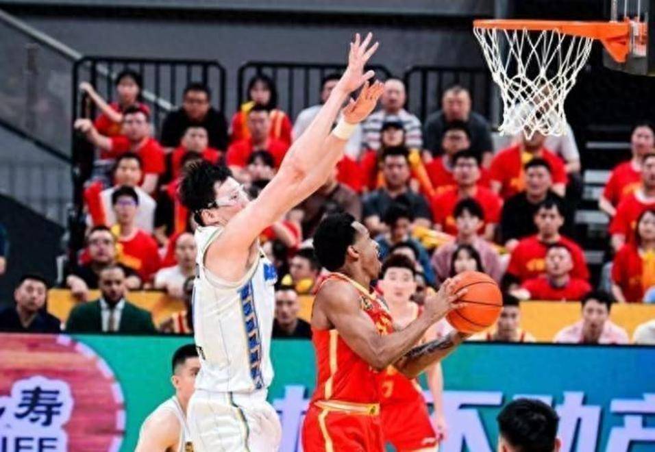 男篮推动归化球员！5名外援人选曝光郭士强有意此人